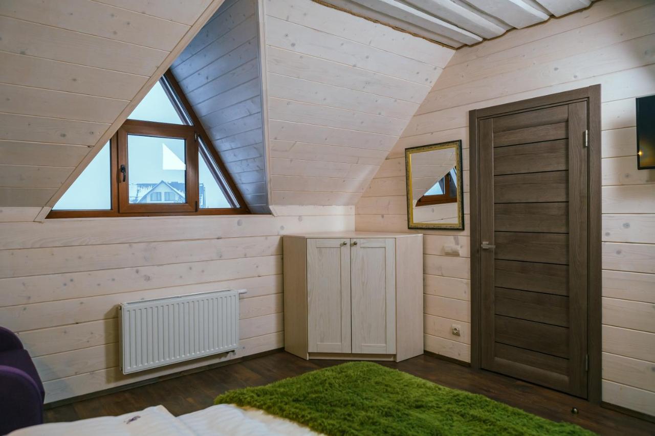 Whiteberry Studio Boekovel Buitenkant foto