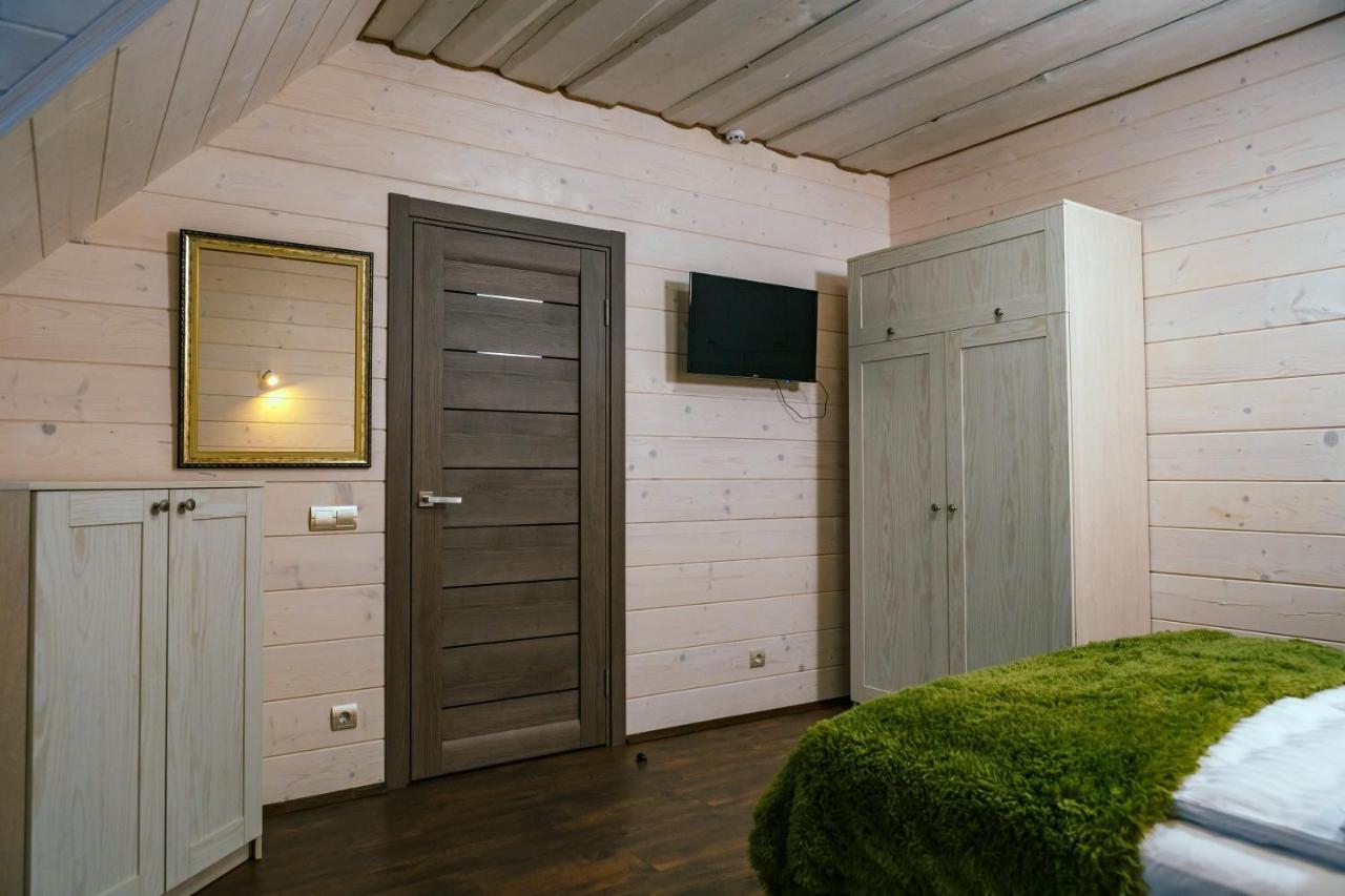 Whiteberry Studio Boekovel Buitenkant foto