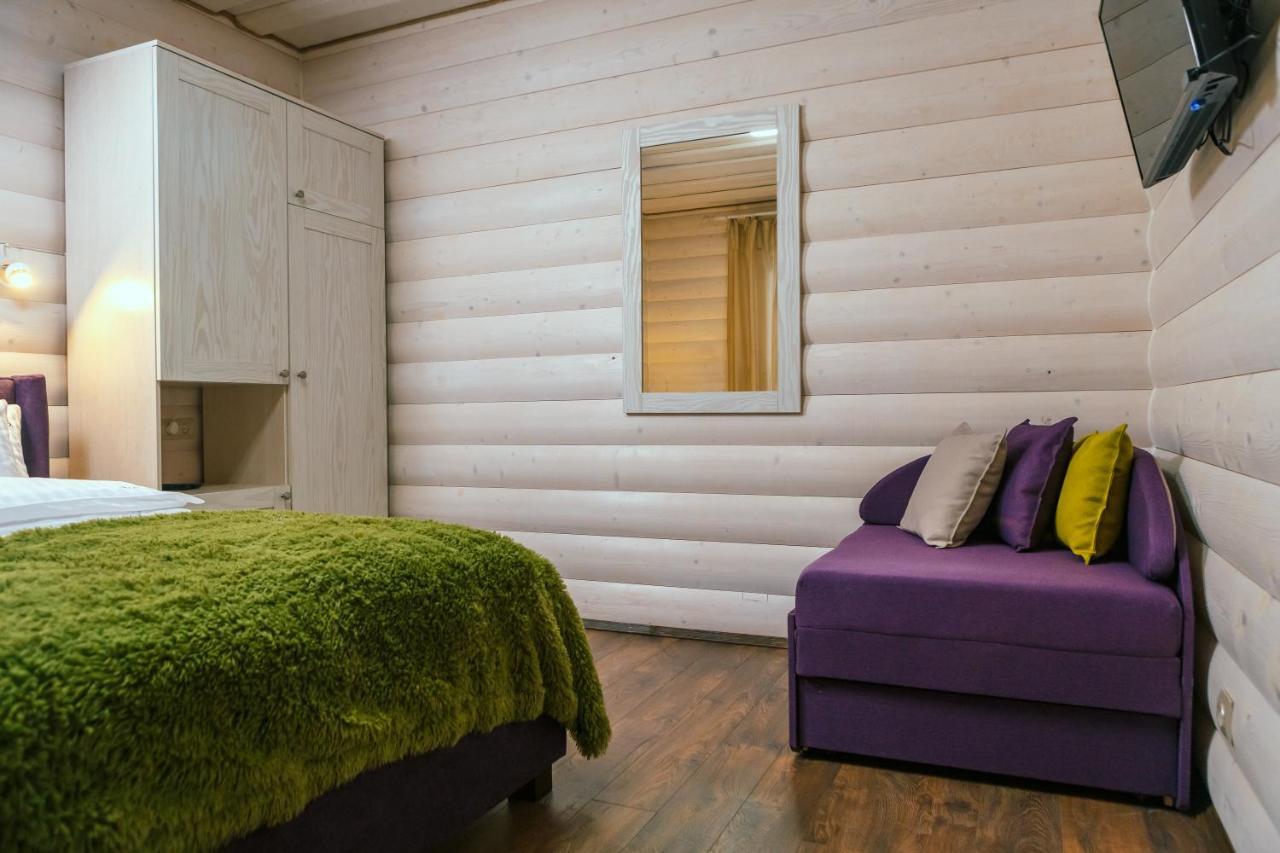 Whiteberry Studio Boekovel Buitenkant foto